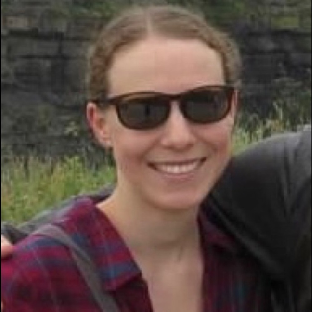 Meet your Posher, Lauren